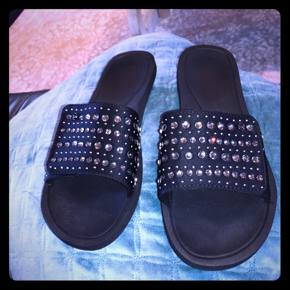 Michael Kors slides size 7